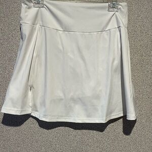 White Athletic Skort with Pleated‎ Design